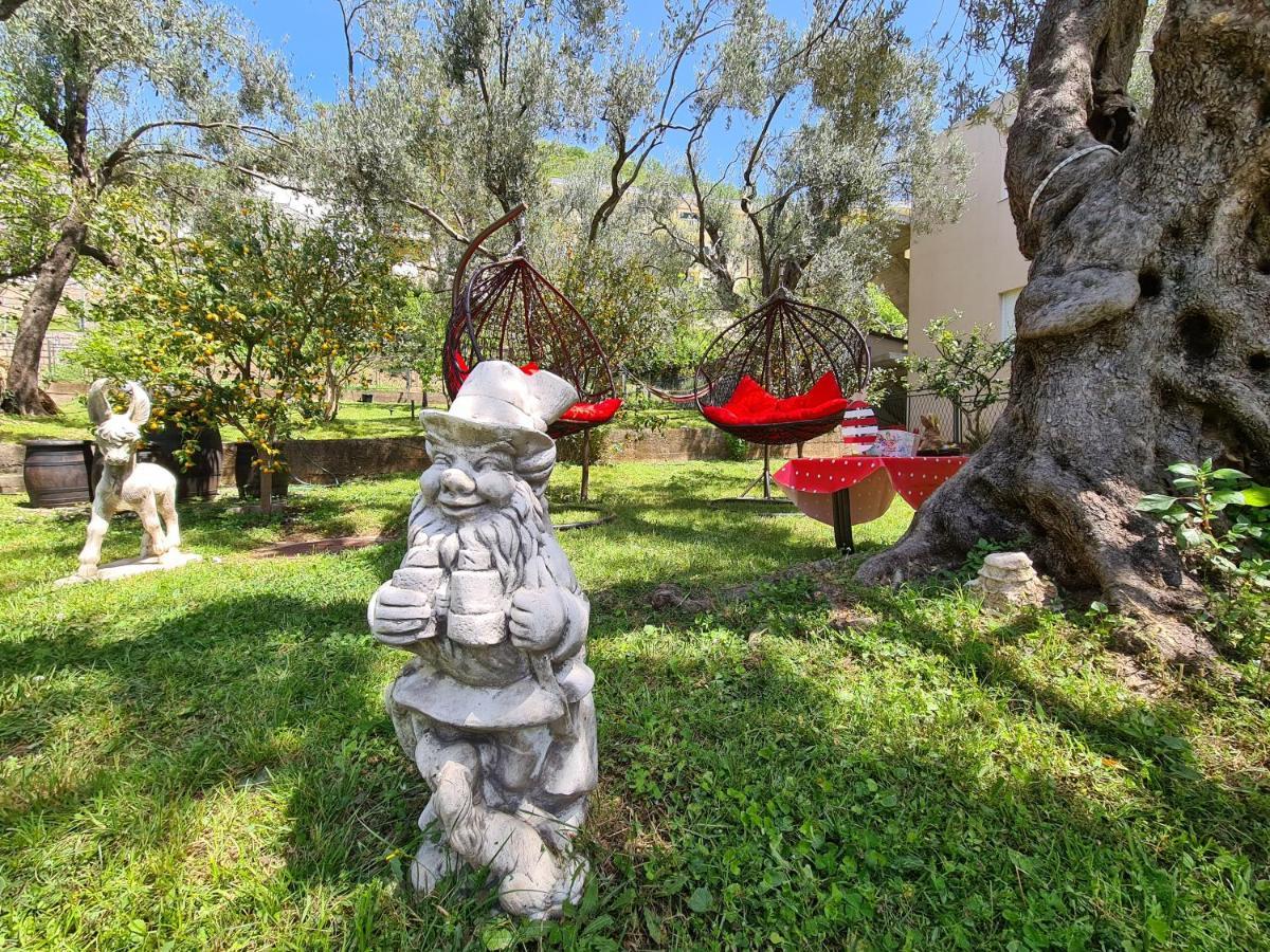 Olive Garden Apartment Petrovac Buitenkant foto