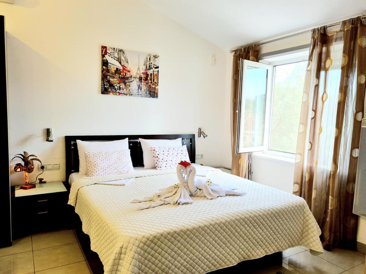 Olive Garden Apartment Petrovac Buitenkant foto